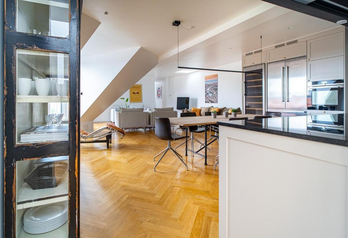 Penthouse With Panoramic Private Terrace Appartamento *